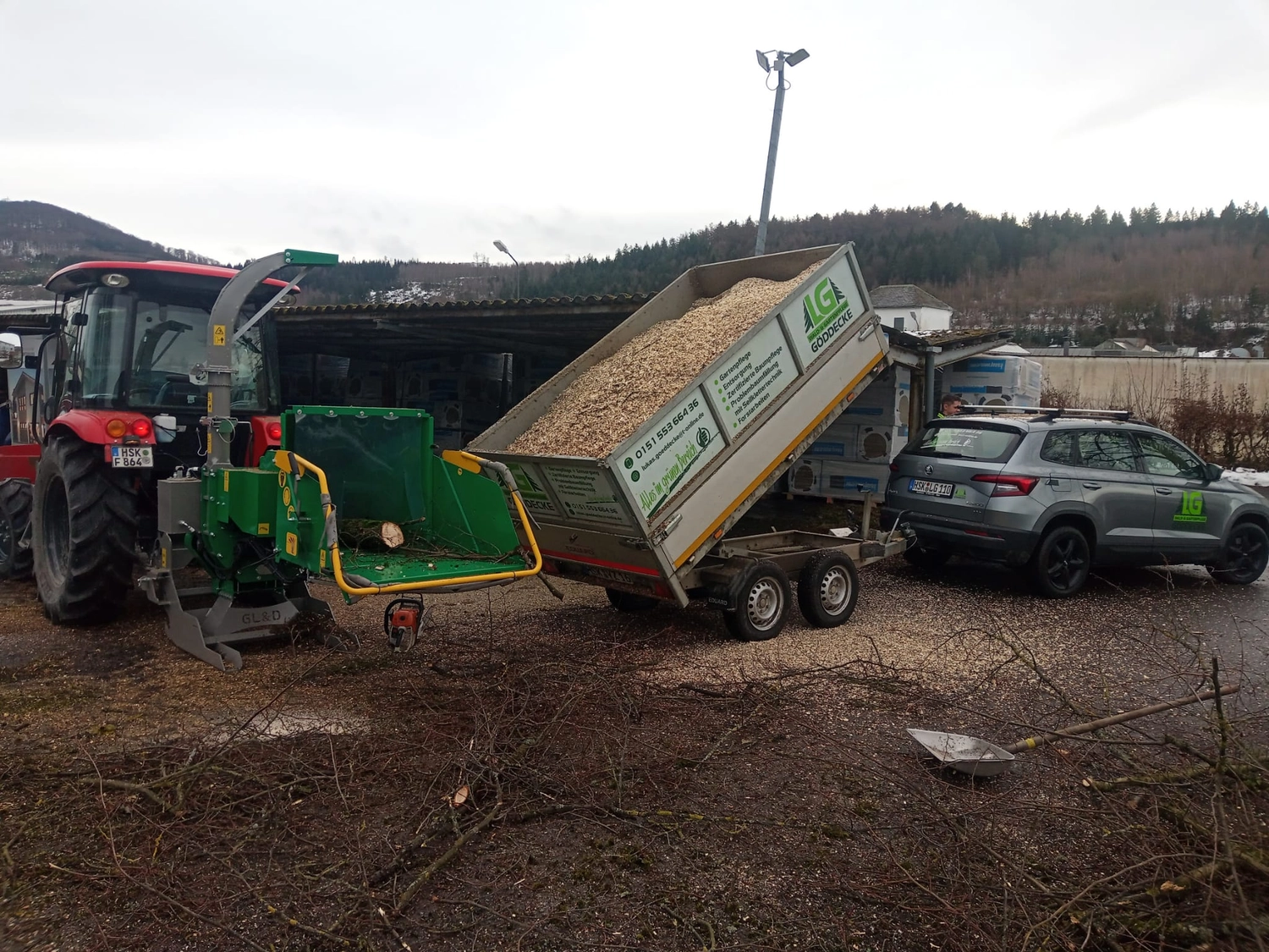 Wald- und Gartenpflege Göddecke – Entladung